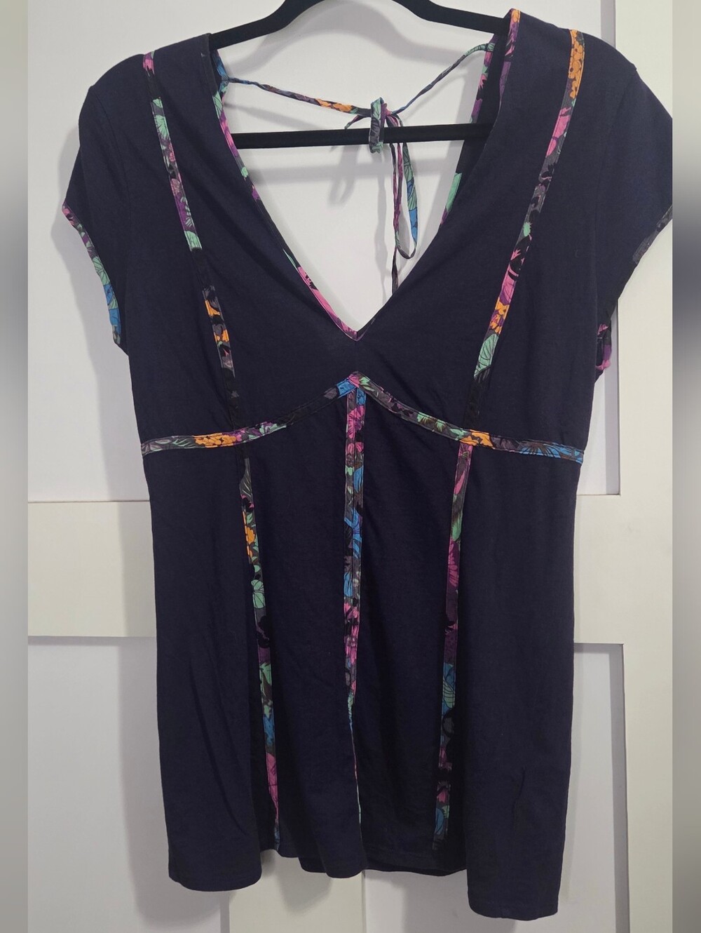 Plenty by Tracy Reese - Navy V-Neck Tunic with Multicolor Floral Silk Trim